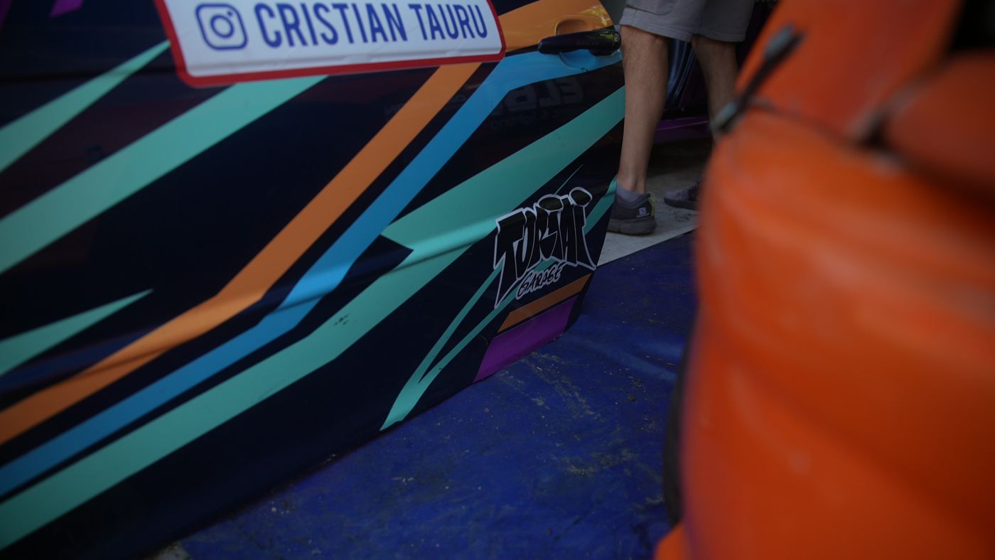 Drift în tandem pe circuit